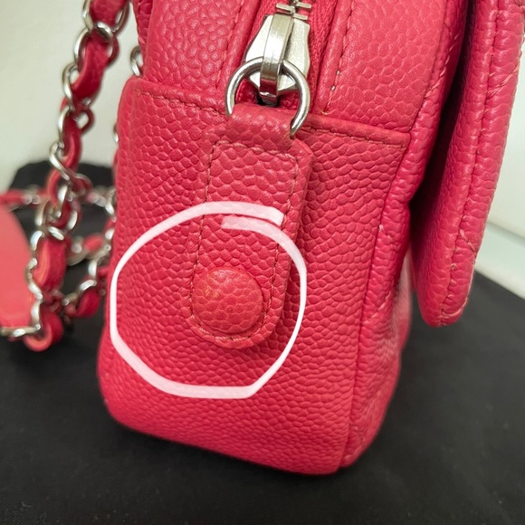 Chanel pink caviar small east flap - Picture 11 of 17